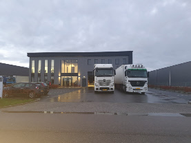 Icarus 7 bij avondlicht.jpg